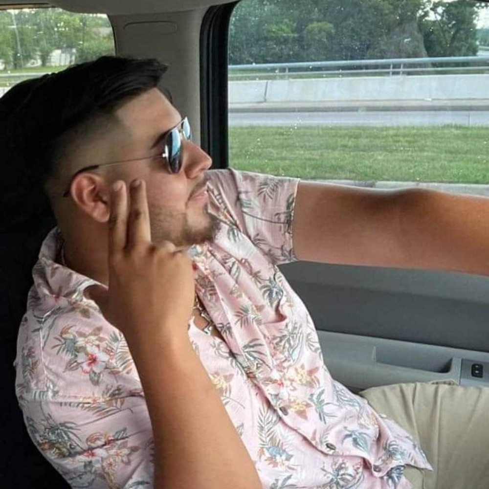 Meet your Posher, Anderson